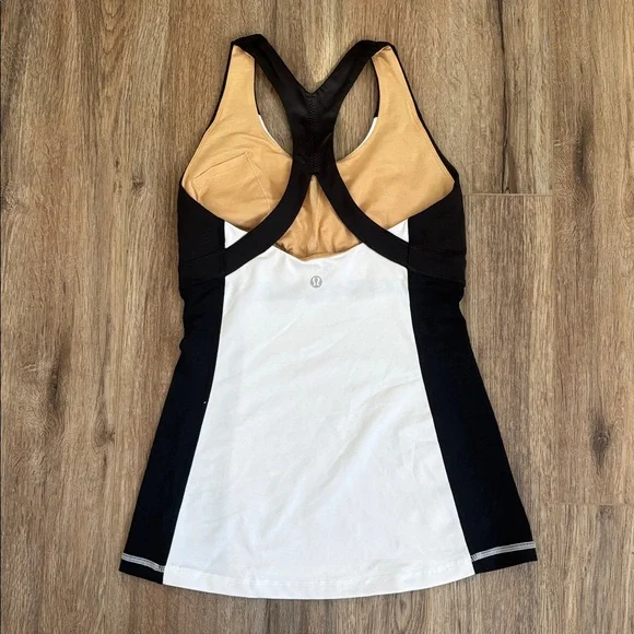 Lululemon Run: Fast Track Tank - Picture 4 of 5